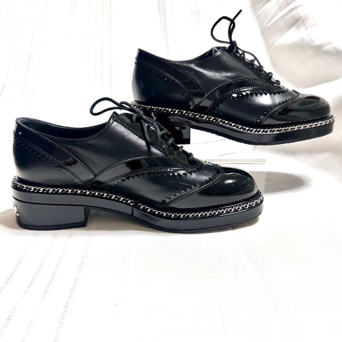 CHANEL シャネル　ローファー　レースアップ　フラットシューズ　革靴　極美品 ブーツ 黒 ブラック
