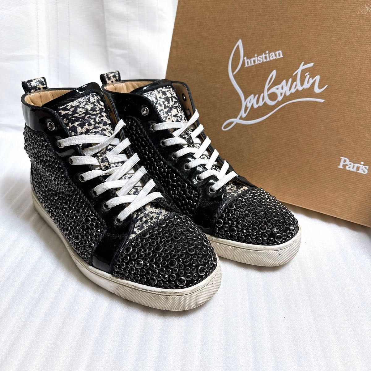 Christian Louboutin クリスチャンルブタン スタッズ スワロ Christian Louboutin クリスチャンルブタン スタッズ スワロ