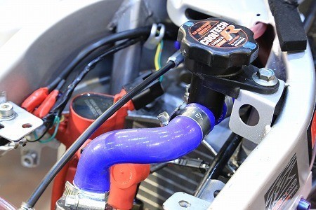 NSR mini用 シリコンラジエターホースセット 【 ブラック 】 NSR50 NSRmini T2Racing_取付参考画像