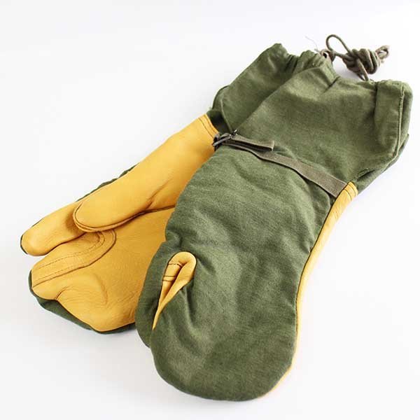 *80s the US armed forces quilting liner trigger finger mitten glove M* gloves Vintage Old military M-65 leather 