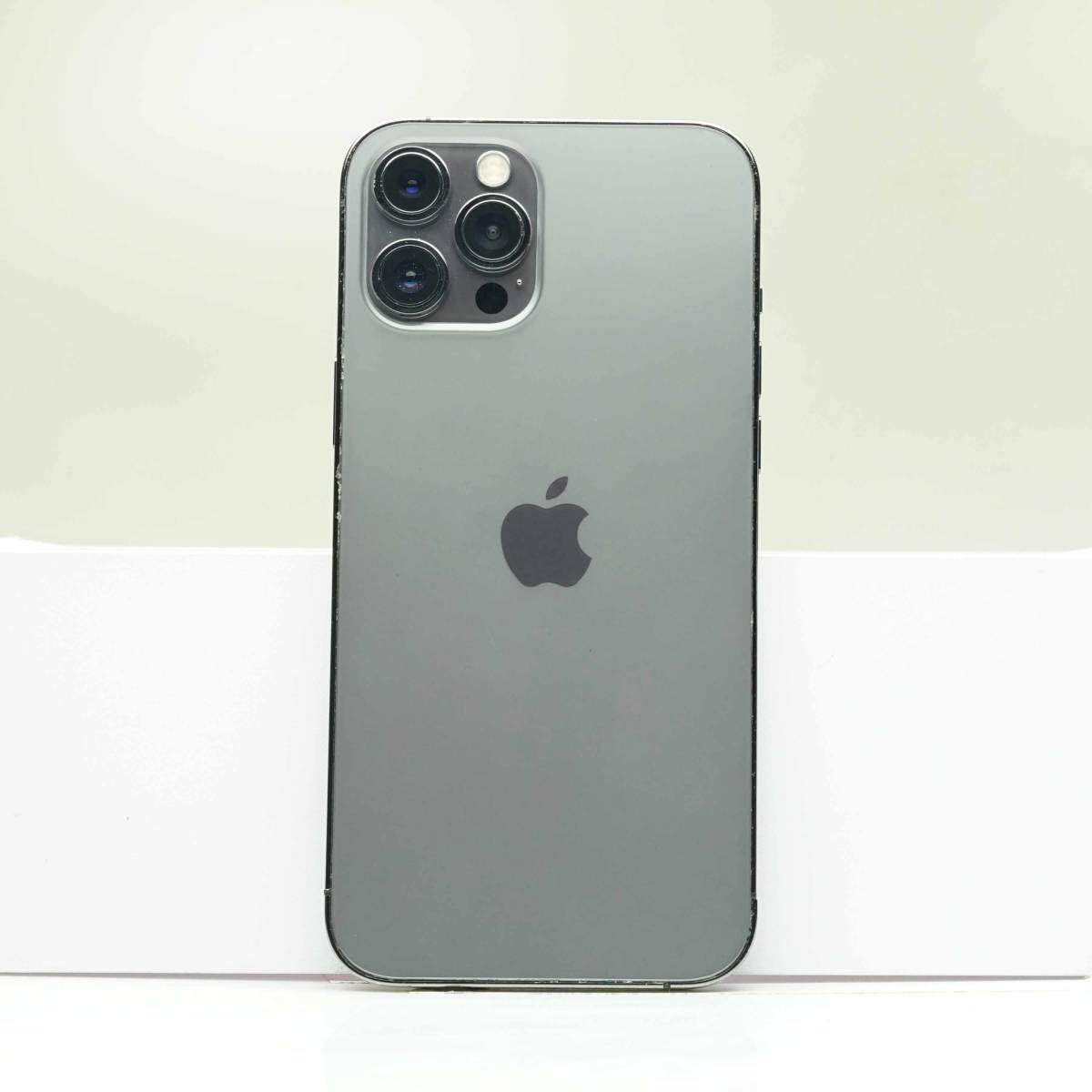 iPhone 12 Pro Max 128GB グラファイト SIMフリー 訳あり品 ジャンク 中古本体 スマホ スマートフォン 白ロム_画像1