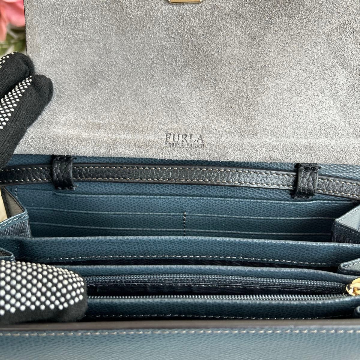 美品 FURLA FURLA ショルダーバッグ ショルダーウォレット 美品 FURLA FURLA ショルダーバッグ ショルダーウォレット