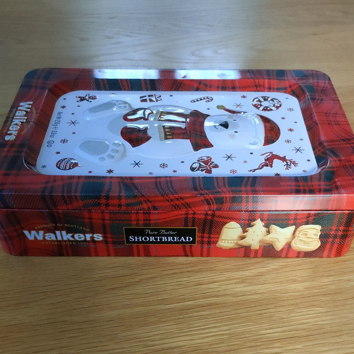 ウォーカーズ　白くま缶　クリスマス限定Walkers　ショートブレッド　缶のみ