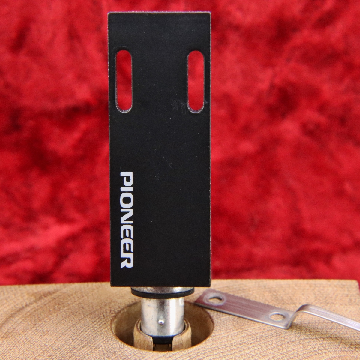 Pioneer/パイオニア PP-312 炭素繊維成型ヘッドシェル 中古品 Pioneer/パイオニア PP-312 炭素繊維成型ヘッドシェル 中古品