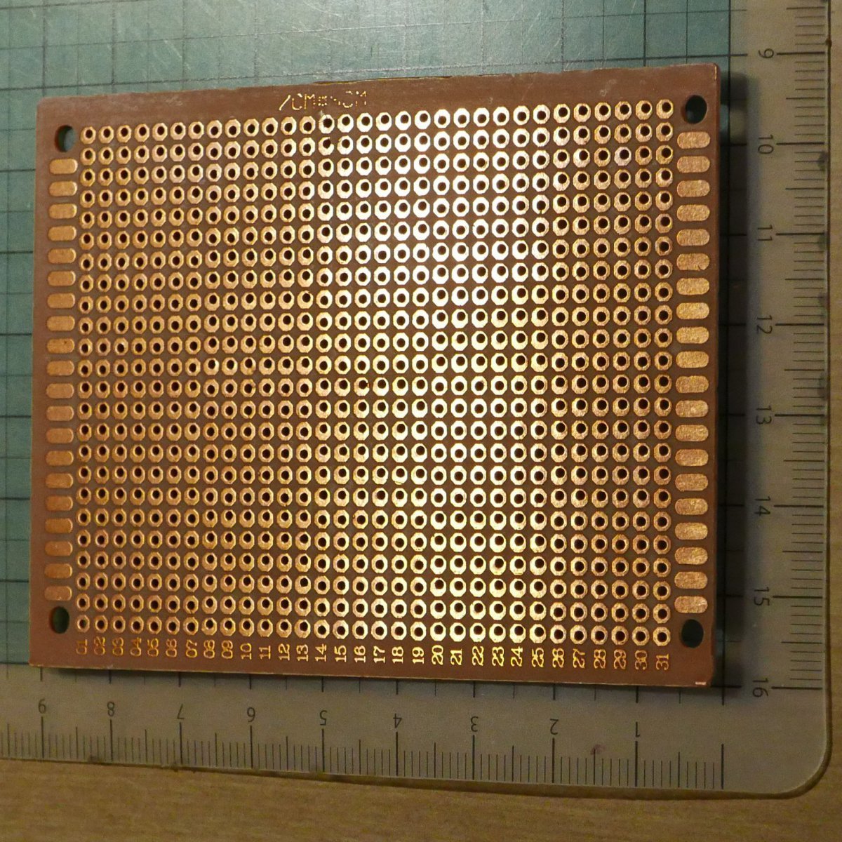 フェノール片面 7cm×9cm 万能基板 (実験 試作 ユニバーサル基板 2.54mm PCB 7x9 7×9)_画像2