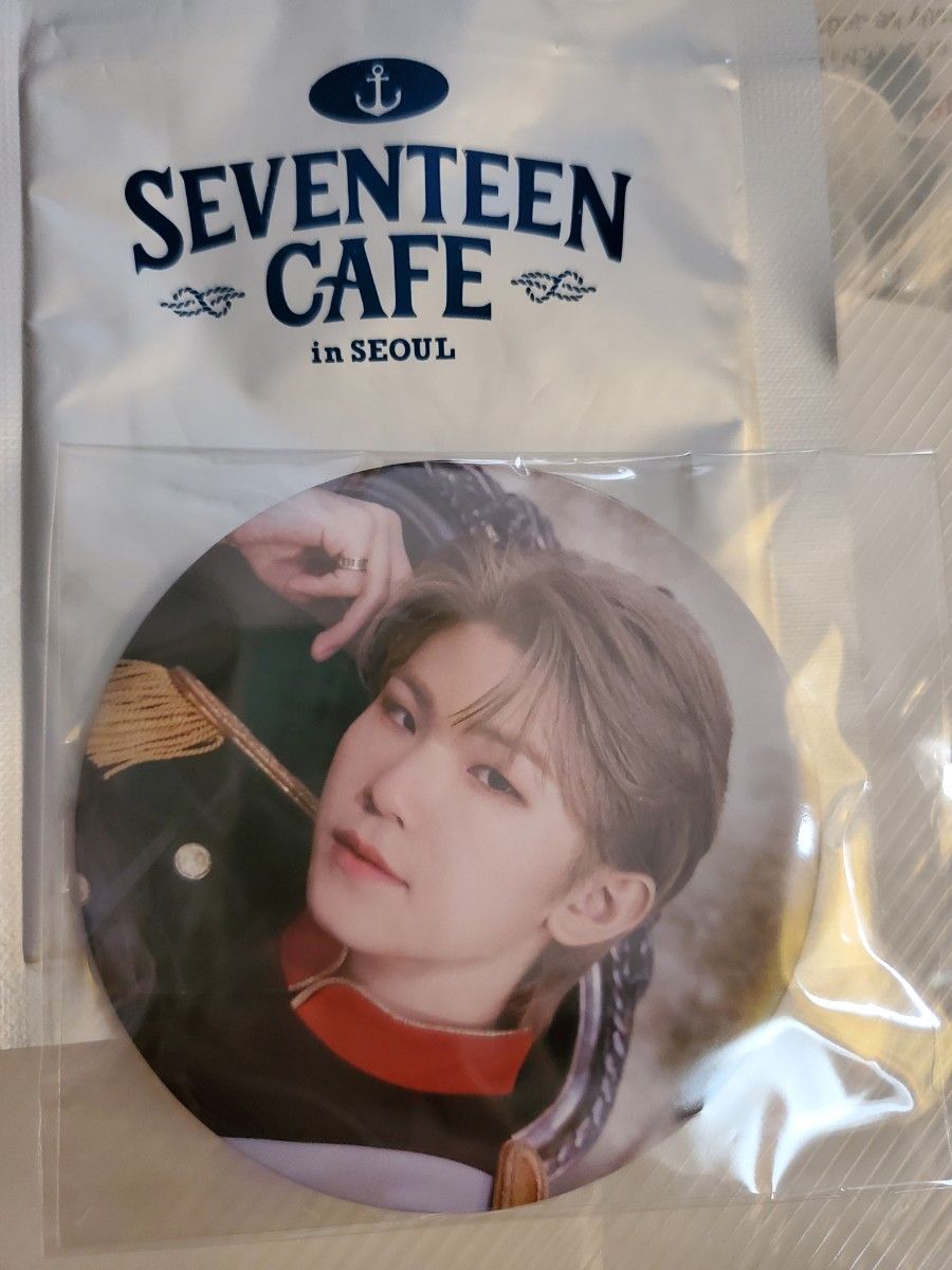 seventeen セブチカフェ 韓国 ソウル ポップアップ 缶バッジ ミンギュ seventeen セブチカフェ 韓国 ソウル ポップアップ 缶バッジ