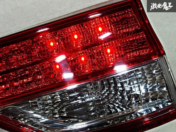 点灯OK！トヨタ 純正 ACR50W ACR55W 50 エスティマ 中期 LED テールライト テールランプ 右 右側 運転席 内側 ICHIKOH 28-209 棚 B3B_画像2