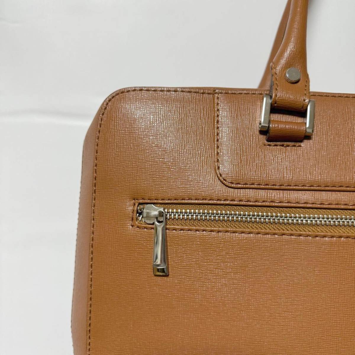 BARNEYS NEWYORK バーニーズニューヨーク レザービジネスバッグ ブリーフケース Zip-Around Briefcase メンズ 男性用 バッグ かばん 鞄 茶_画像5