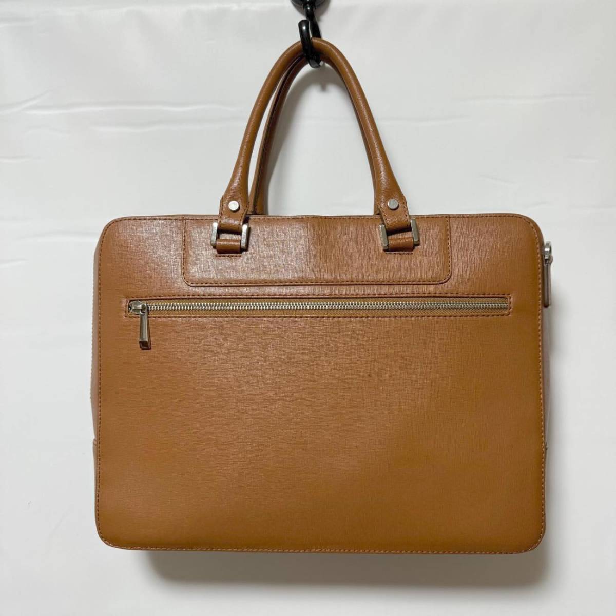 BARNEYS NEWYORK バーニーズニューヨーク レザービジネスバッグ ブリーフケース Zip-Around Briefcase メンズ 男性用 バッグ かばん 鞄 茶_画像1