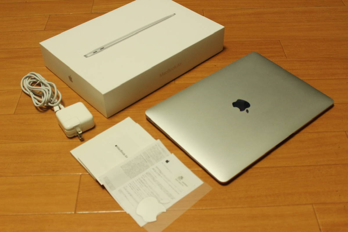 ◆美品◆Apple MacBook Air 2020 A2179 Retina シルバー 13インチ(13.3インチ) MWTK2J/A Core i3 8GB/256GB(SSD)◆