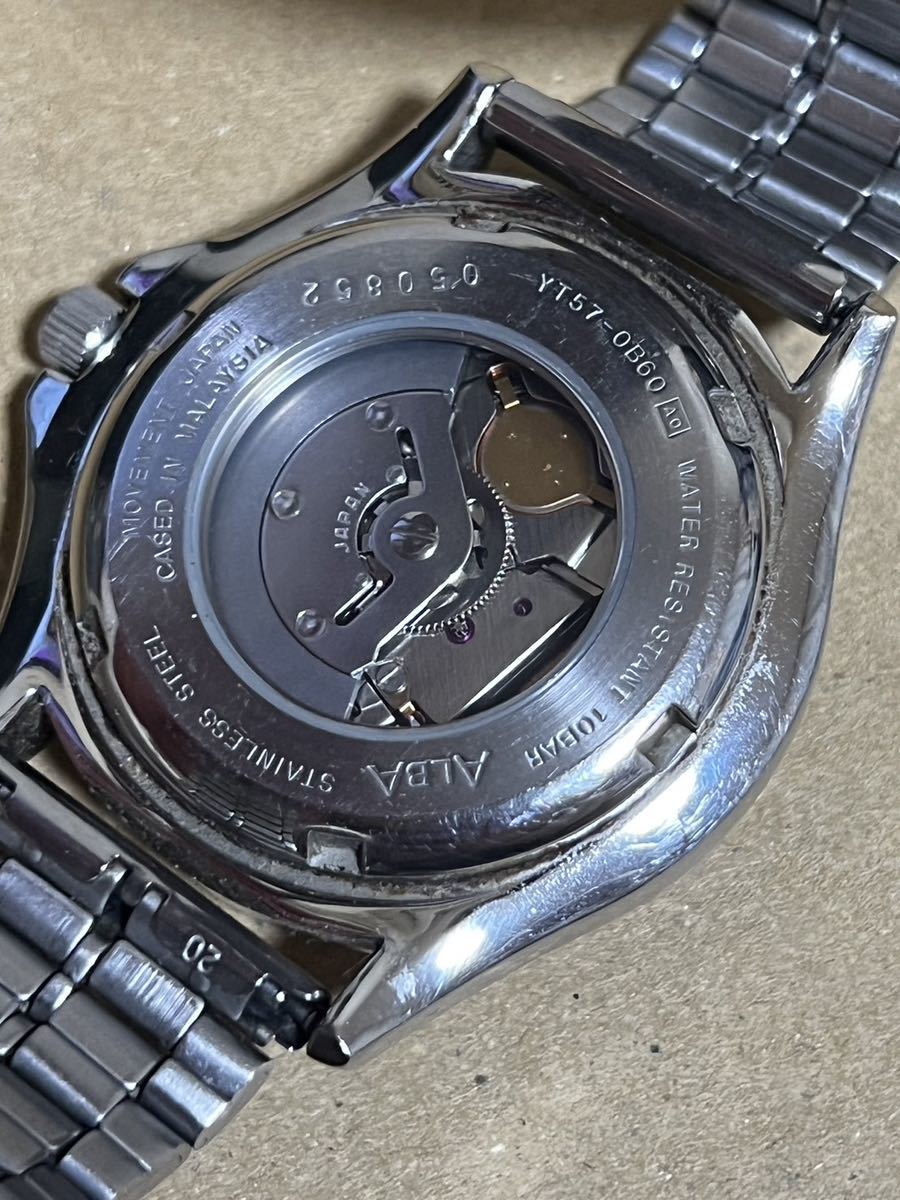 アルバ　裏スケルトン　自動巻き充電式クォーツ　腕時計メンズ　　ALBA CARIB KINETIC YT57-OB60_画像3