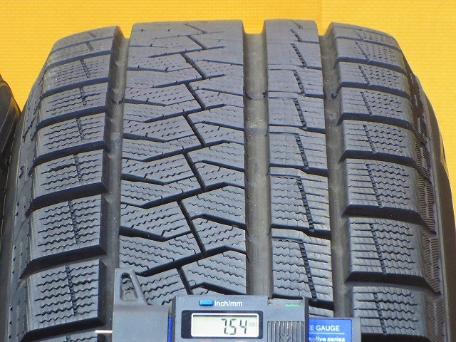 超バリ溝 美品【20年製ピレリ アイスアシンメトリコ+ 205/60R16】16インチ 6.5J+45 PCD114.3-5H 90系 ノア ヴォクシー MAZDA3 プリウスα_画像9