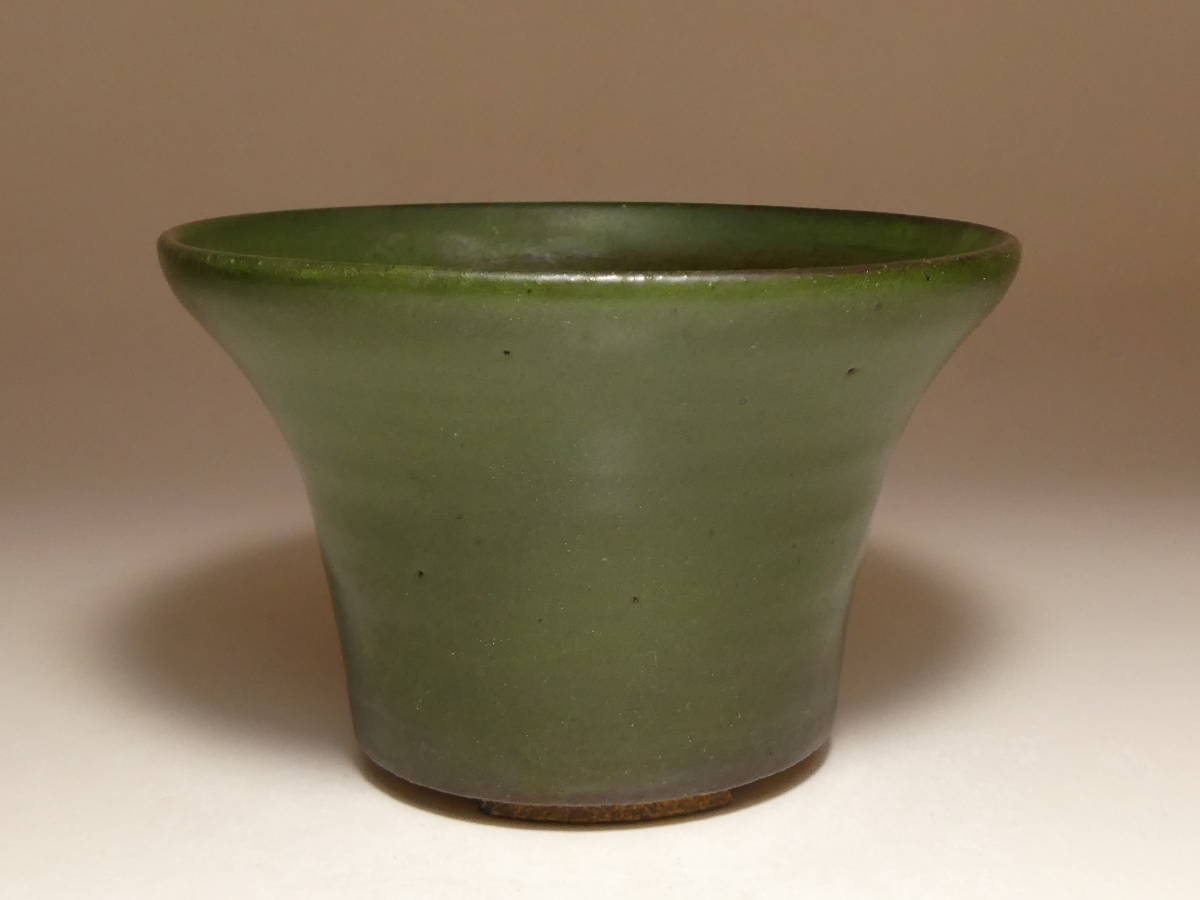 ▼緑釉反縁丸鉢　9.9×6.3cm _画像2