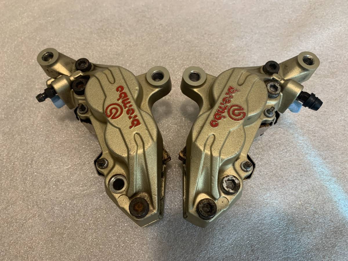 美品 ブレンボbrembo製ブレーキキャリパー左右セット ピッチ 美品 ブレンボbrembo製ブレーキキャリパー左右セット ピッチ