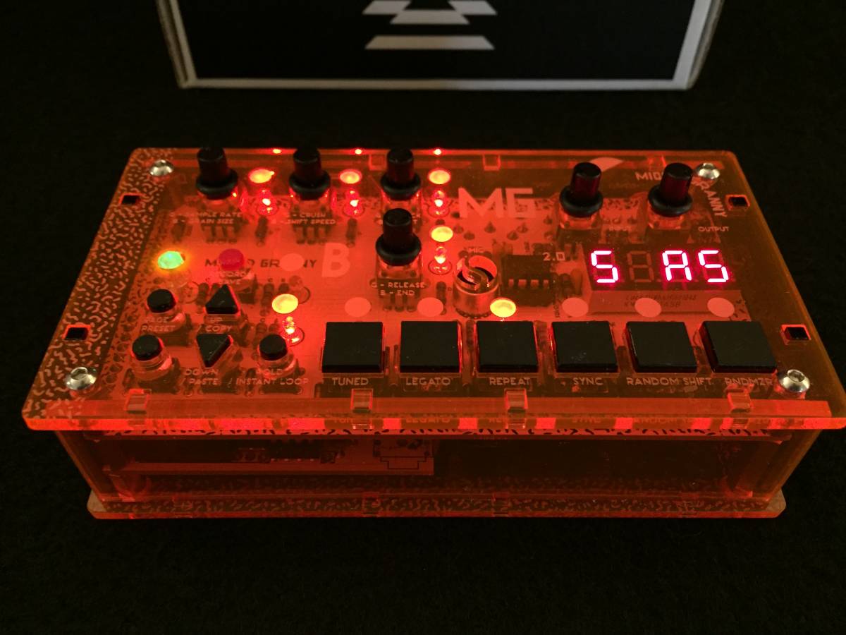 ( new goods ) Bastl Instruments 2.4 sampler / sequencer ( box attaching Japanese instructions / SD card battery attaching ) MPC2000 SP1200 CV SYNTH SID