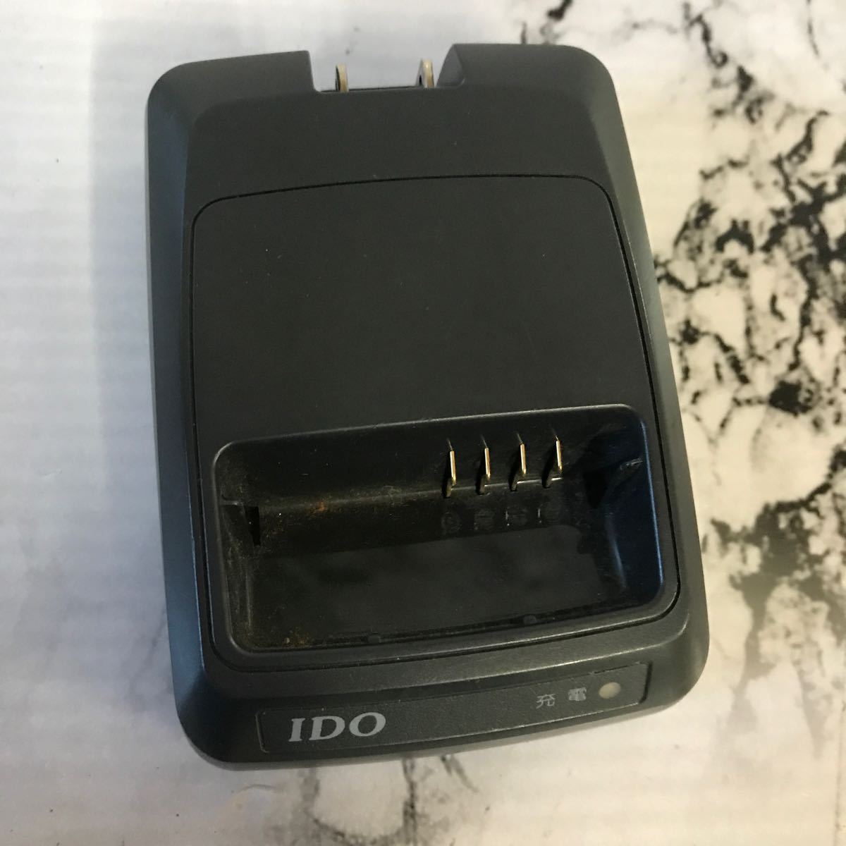 湘/携帯/IDO/T213本体/ガラケー/携帯電話/家電/ジャンク品/充電機通電確済/T213移動機体本体/湘12.1-88加の画像6