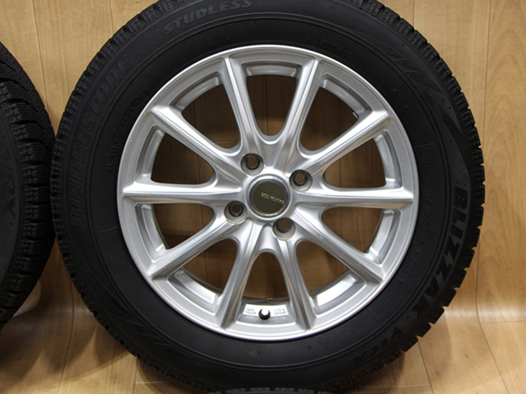 B281 ECO FORME 15X5.5J+42 PCD100 空気圧センサー付き BS VRX 175/65R15 バリ山 キューブ マーチ ノート アクア GB3 フリード フィット bB_画像2