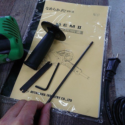 中古現状品】MIYAKAWA MEMⅡ コーナーカッター その他 中古現状品】MIYAKAWA MEMⅡ コーナーカッター その他