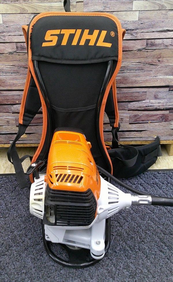 【埼玉県熊谷市引き取り限定】中古 STIHL スチール 36.3cc 4-MIXエンジン 分割シャフト式 背負式刈払機 FR131T + 250mmヘッジトリマ_画像5