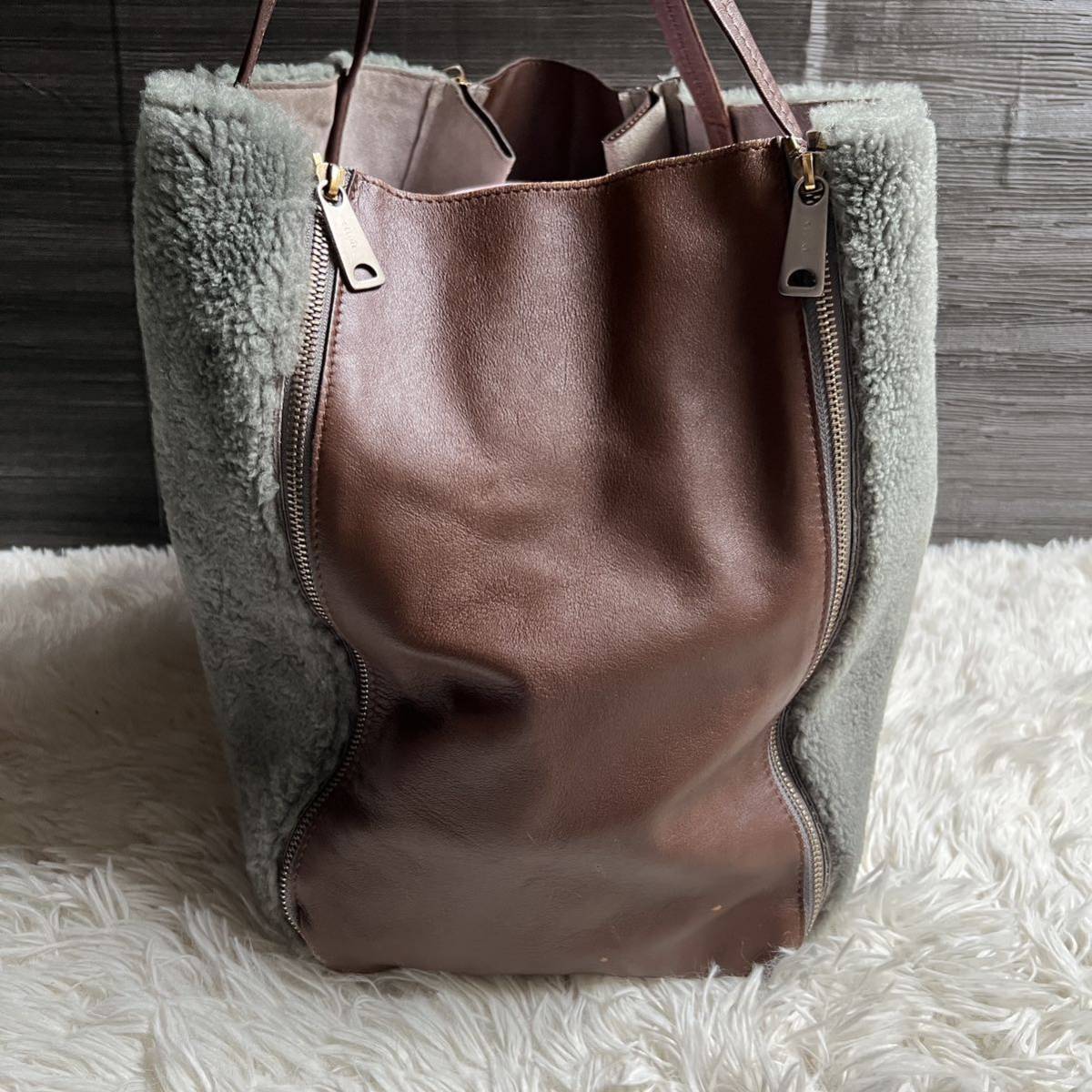 ○極美品 CELINE セリーヌ ホリゾンタル カバ ファントム ○極美品 CELINE セリーヌ ホリゾンタル カバ ファントム