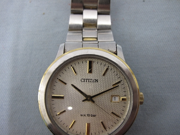 CITIZEN シチズン クォーツ 2510-S031494 HST 腕時計（17）電池交換済み　稼動確認済み　W.R.10bar　デイト機能
