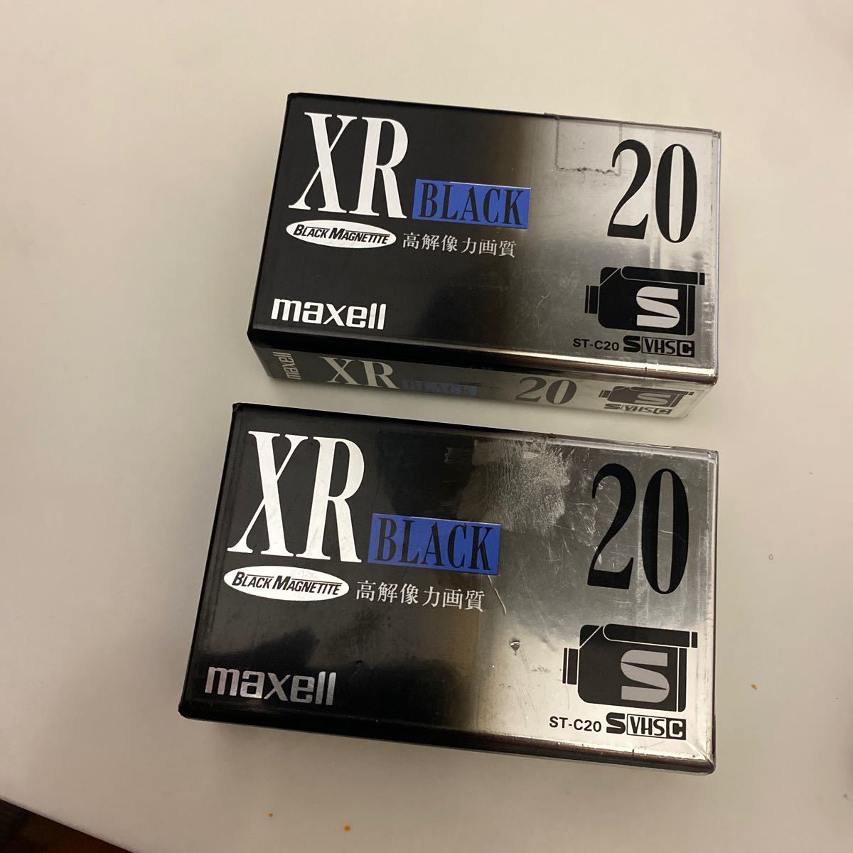 即決 マクセル まとめて　2本セット【　XR BLACK 20 S-VHS-C　】　未開封新品♪　maxell ビデオテープ 標準/SP 20分 3倍/EP 60分_画像1