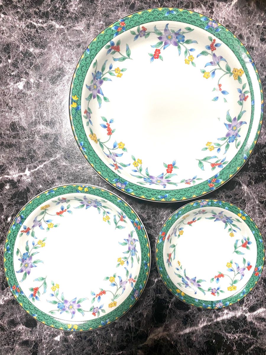 和食器　皿　大皿　中皿　小皿　花柄　グリーン　3枚セット