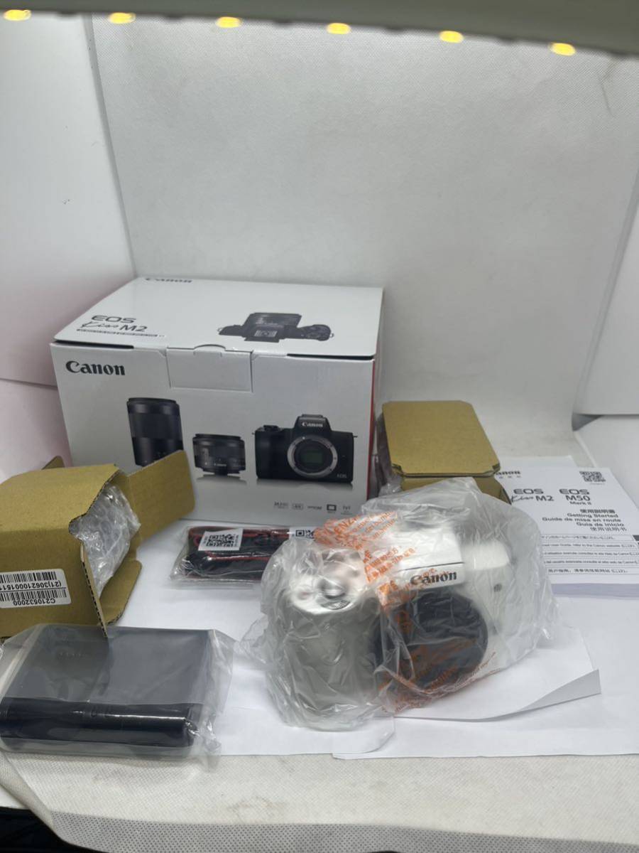【E/D11540】Canon EOS Kiss M2 ダブルズームキット ホワイト キャノン 美品 動作確認済み