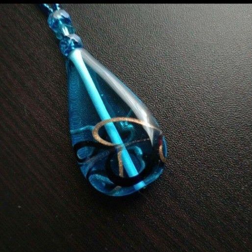 ベネチアンガラス　ベネチアングラス　ブルー　しずく型　ネックレス