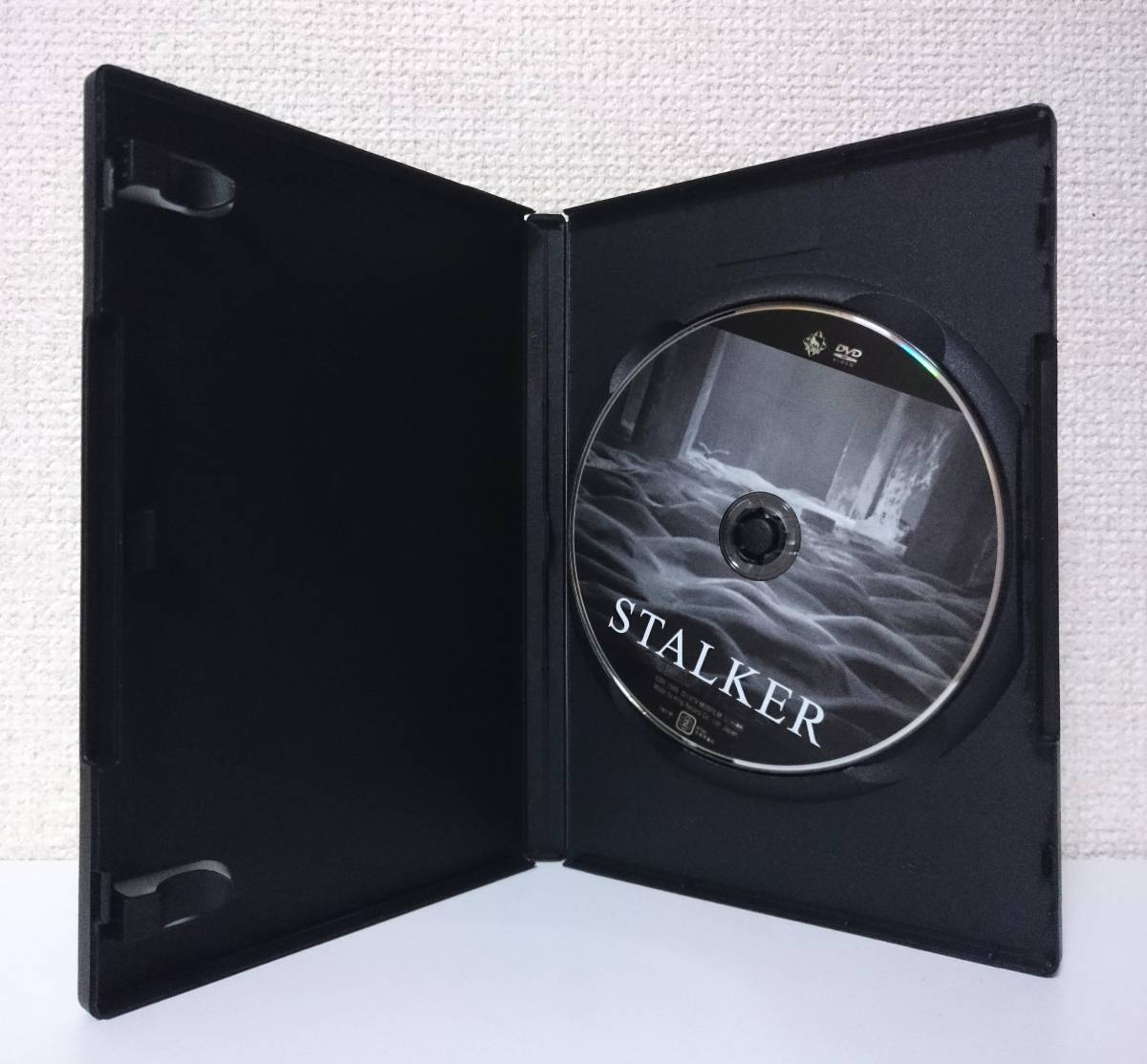ストーカー / STALKER　国内版DVD レンタル使用品　1979年 アンドレイ・タルコフスキー　ストルガツキー兄弟　70年代 SF映画_画像3
