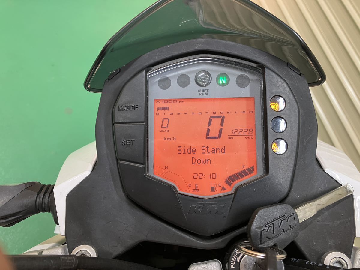 【処分値下げ！】KTM DUKE 200 ローダウンカスタム 中古 走行距離12300km 傷あり キーコードカードあり とても乗りやすくなってます♪_画像8