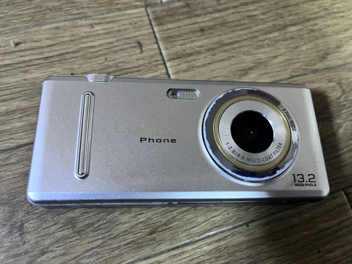 ジャンク★docomo LUMIX Phone P-03C ゴールド ドコモ ガラケー_画像1