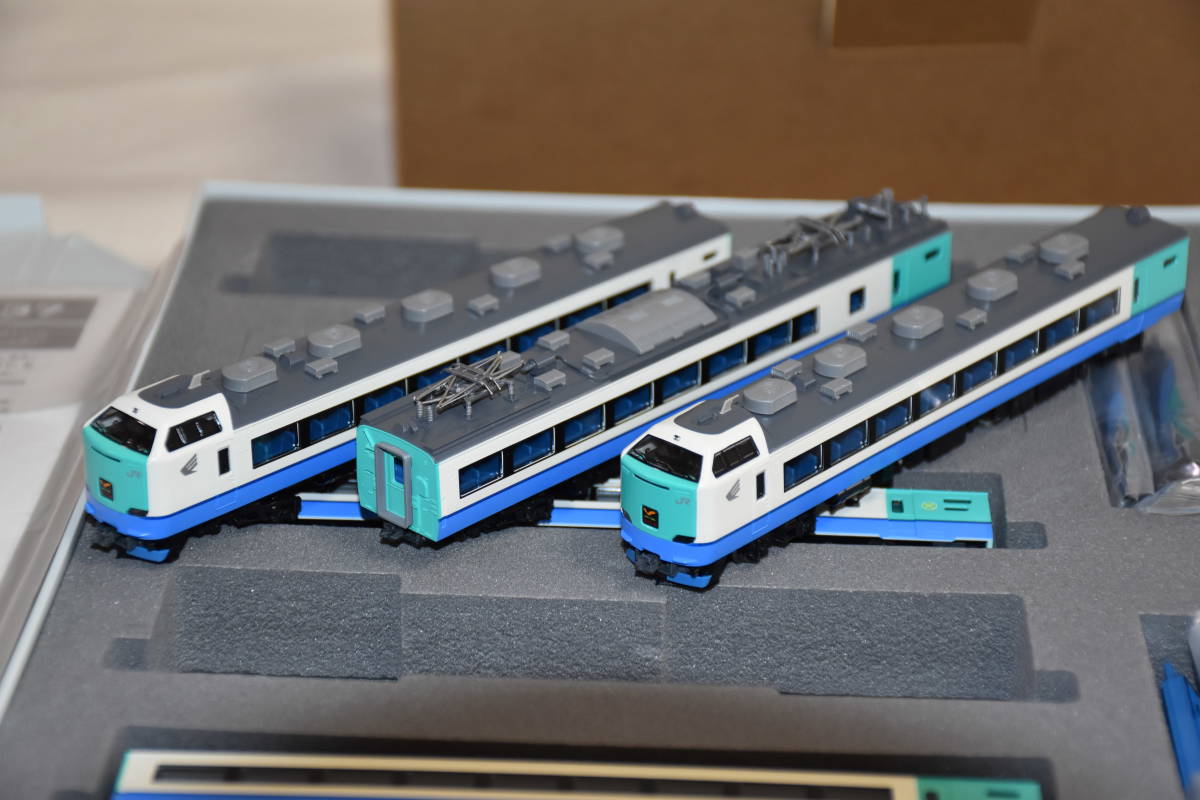 トミックス　98337　JR　485 3000系特急電車　5両セット（はくたか）基本セット・98338　4両セット（はくたか）増結セット