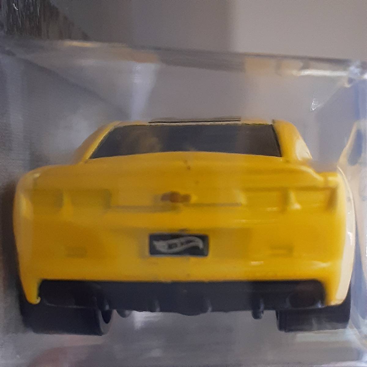 HOT WHeeLs 13 CHEVROLET COPO CAMARO FIFTY CELEBRATING 50th 黄 カマロ ミニカー５０周年記念 限定 SPECIAL EDITION ホットウィール_画像9