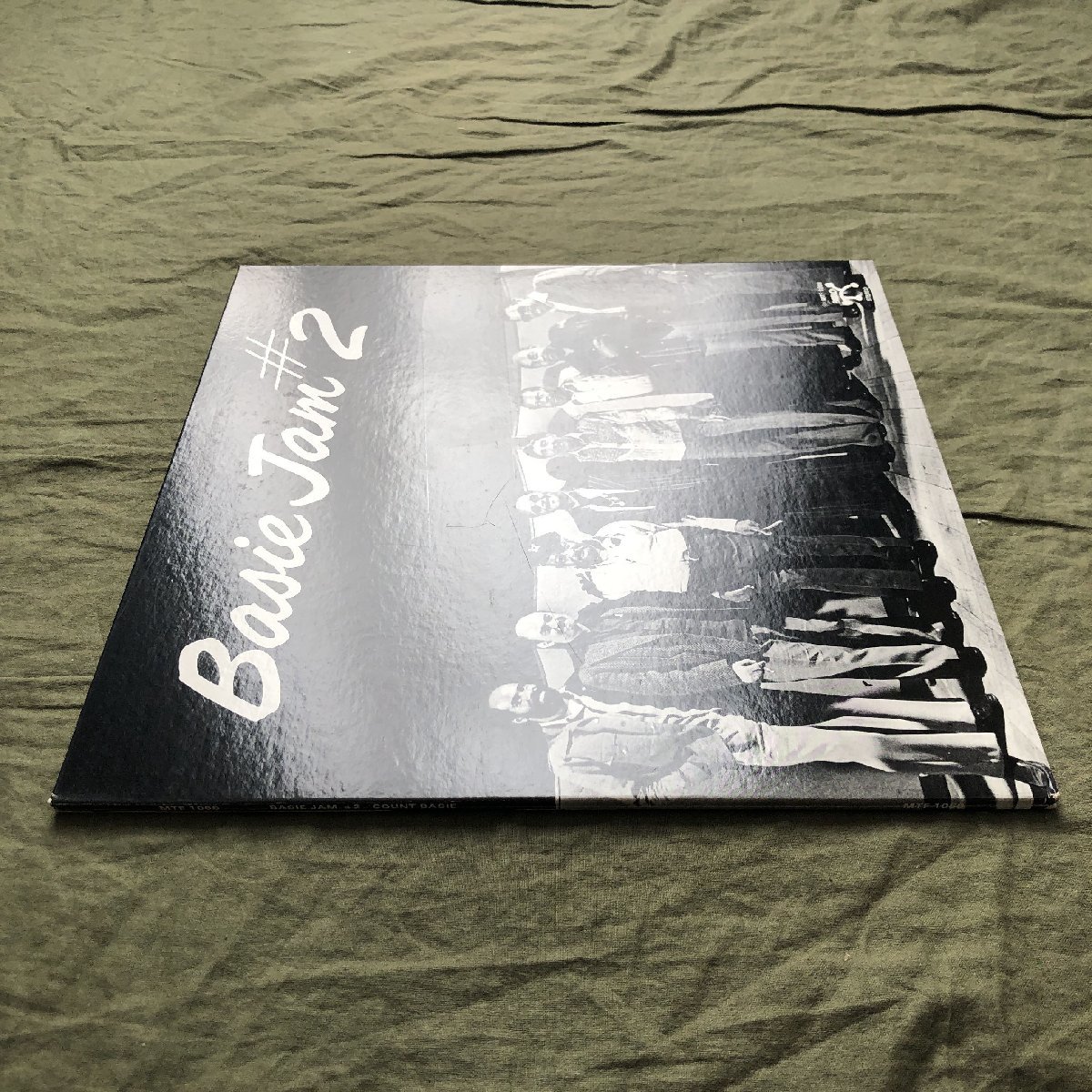 原信夫Collection 傷なし美盤 美ジャケ 美品 プロモ盤 両マト1 1977年 国内初盤 Count Basie LPレコード Basie Jam #2: Joe Pass_画像3