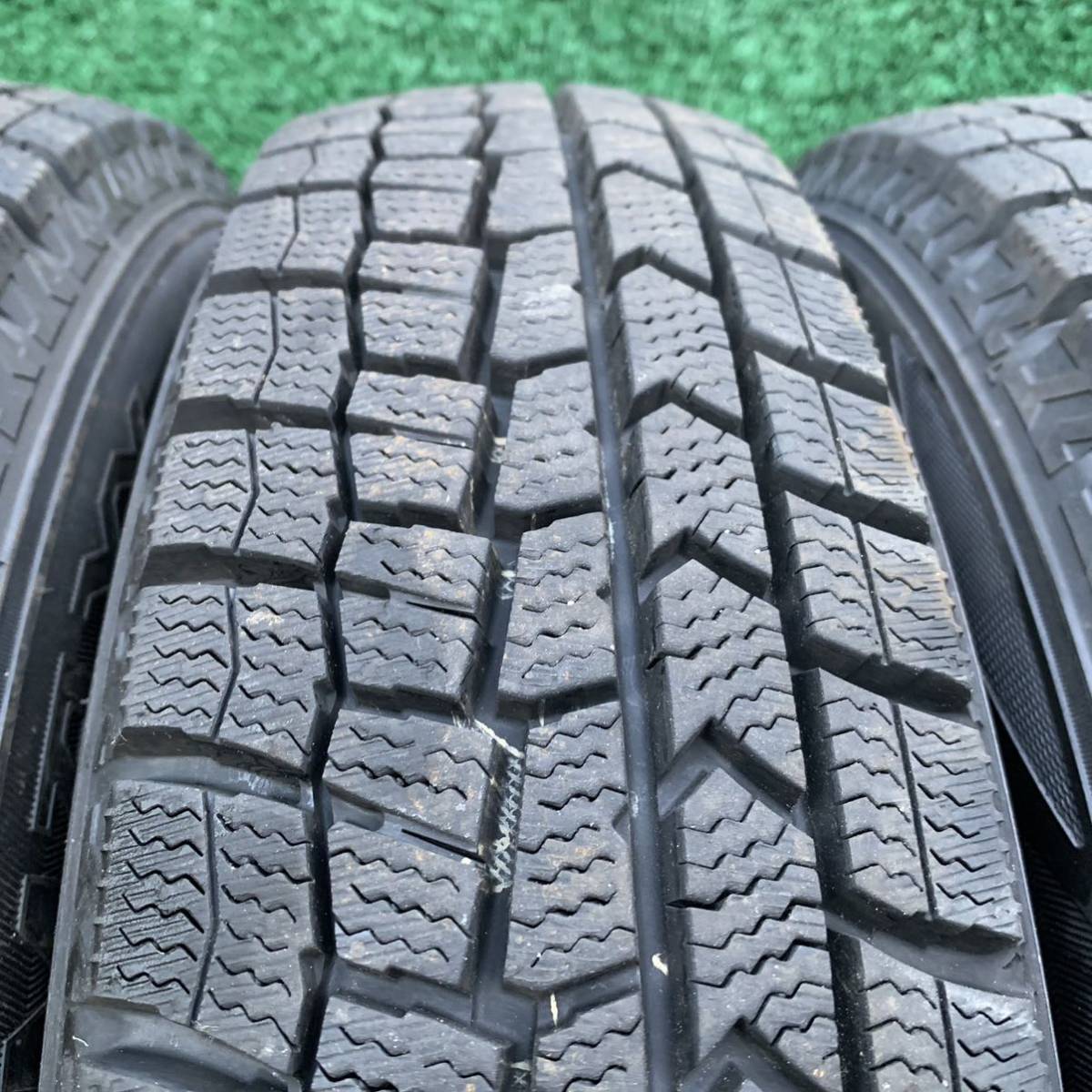 MC31-312 超バリ溝 ダンロップ WINTER MAXX WM02 145/80R13 75Q 【4本】スチール 4.00B 4穴マルチ 100/110/114.3 +40 67mm ミラ ムーヴ _画像4