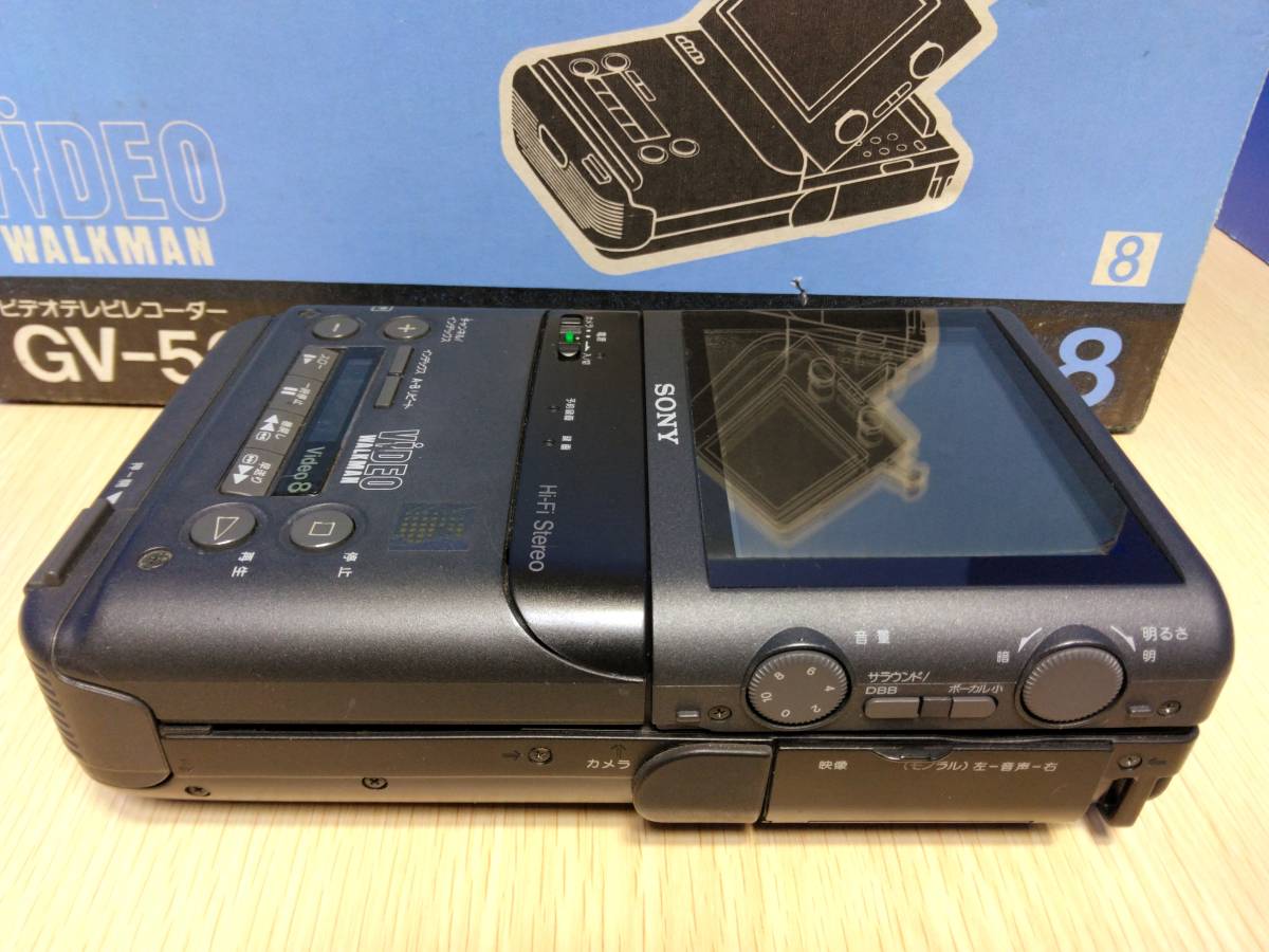SONY GV-500 動作品ビデオウォークマン8mm ポータブルビデオ SONY GV-500 動作品ビデオウォークマン8mm ポータブルビデオ