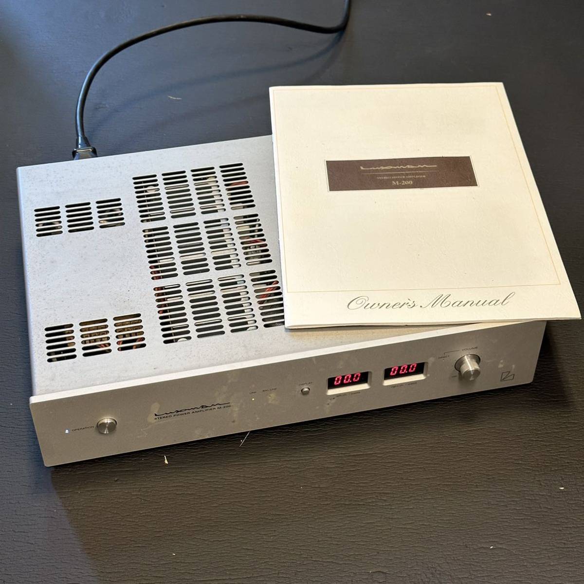 LUXMAN M-200 ステレオパワーアンプ S/N: M20100134_画像1