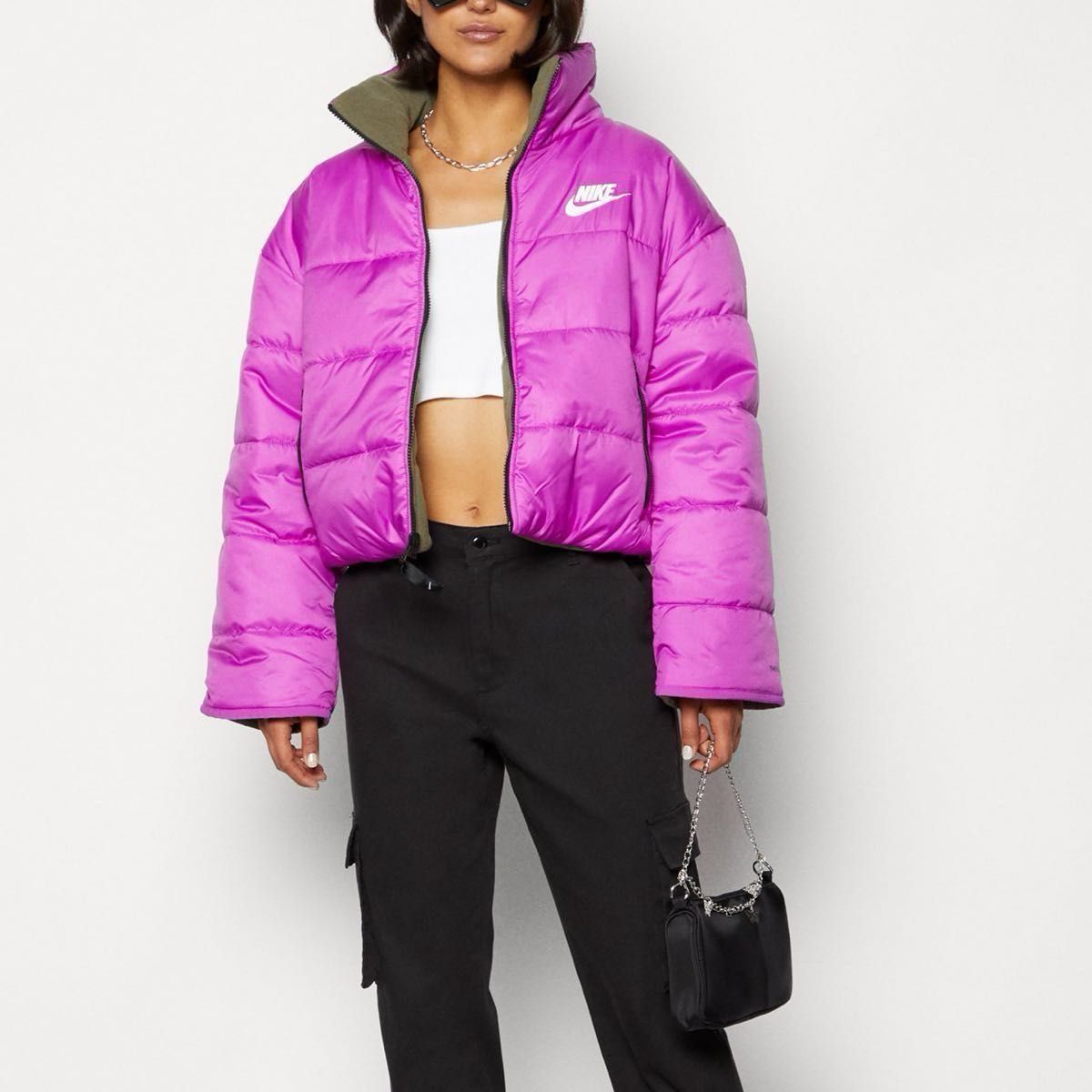 NIKE ナイキ リバーシブル ジップアップジャケット 中綿 NIKE ナイキ リバーシブル ジップアップジャケット 中綿