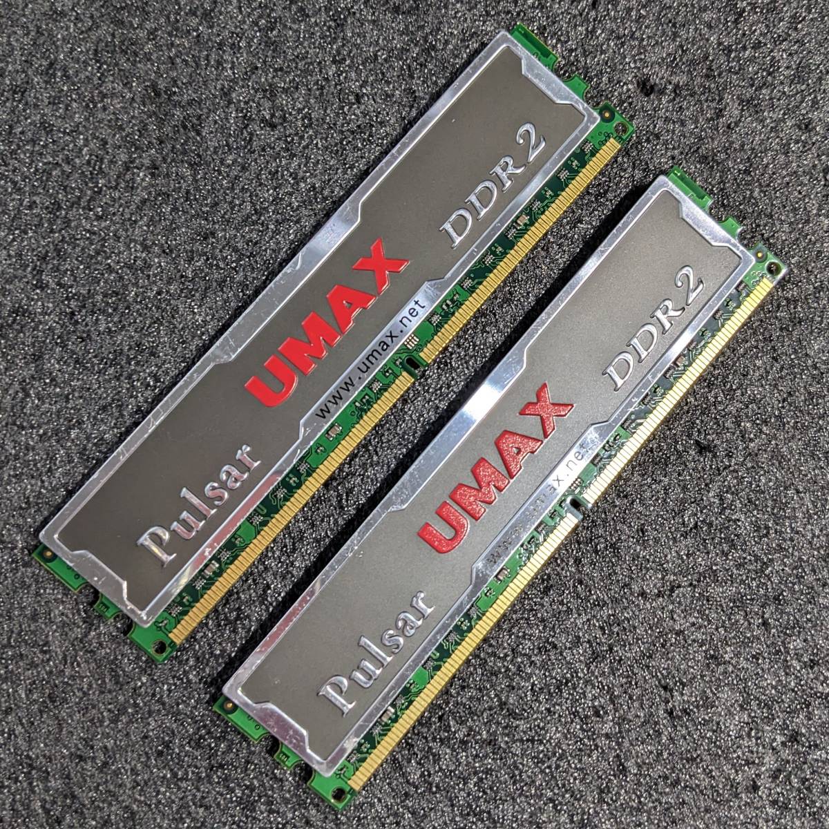 【中古】DDR2メモリ 4GB(2GB2枚組) UMAX Pulsar DCDDR2-4GB-800 [DDR2-800 PC2-6400]_画像1