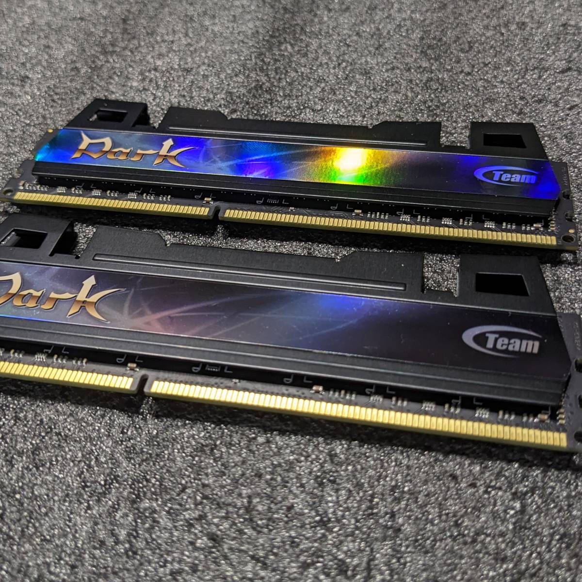 【中古】DDR3メモリ 8GB(4GB2枚組) TEAM Dark TXD34096M1600HC9-D [DDR3-1600 PC3-12800]_画像4