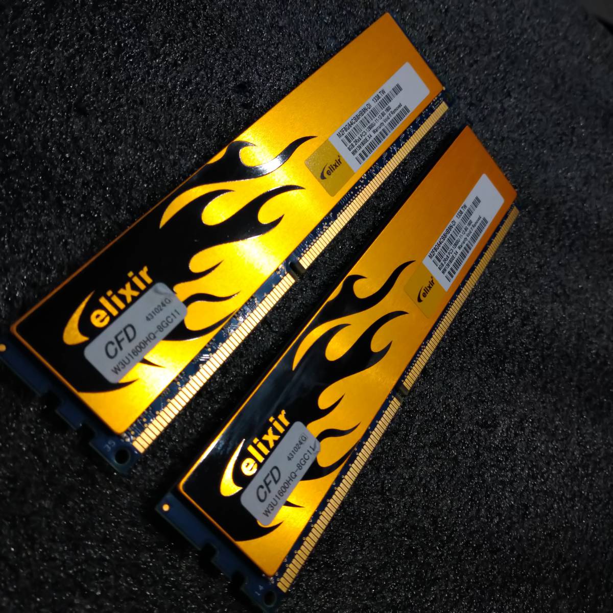 【中古】DDR3メモリ 16GB[8GB2枚組] CFD elixir W3U1600HQ-8GC11 [DDR3-1600 PC3-12800] 