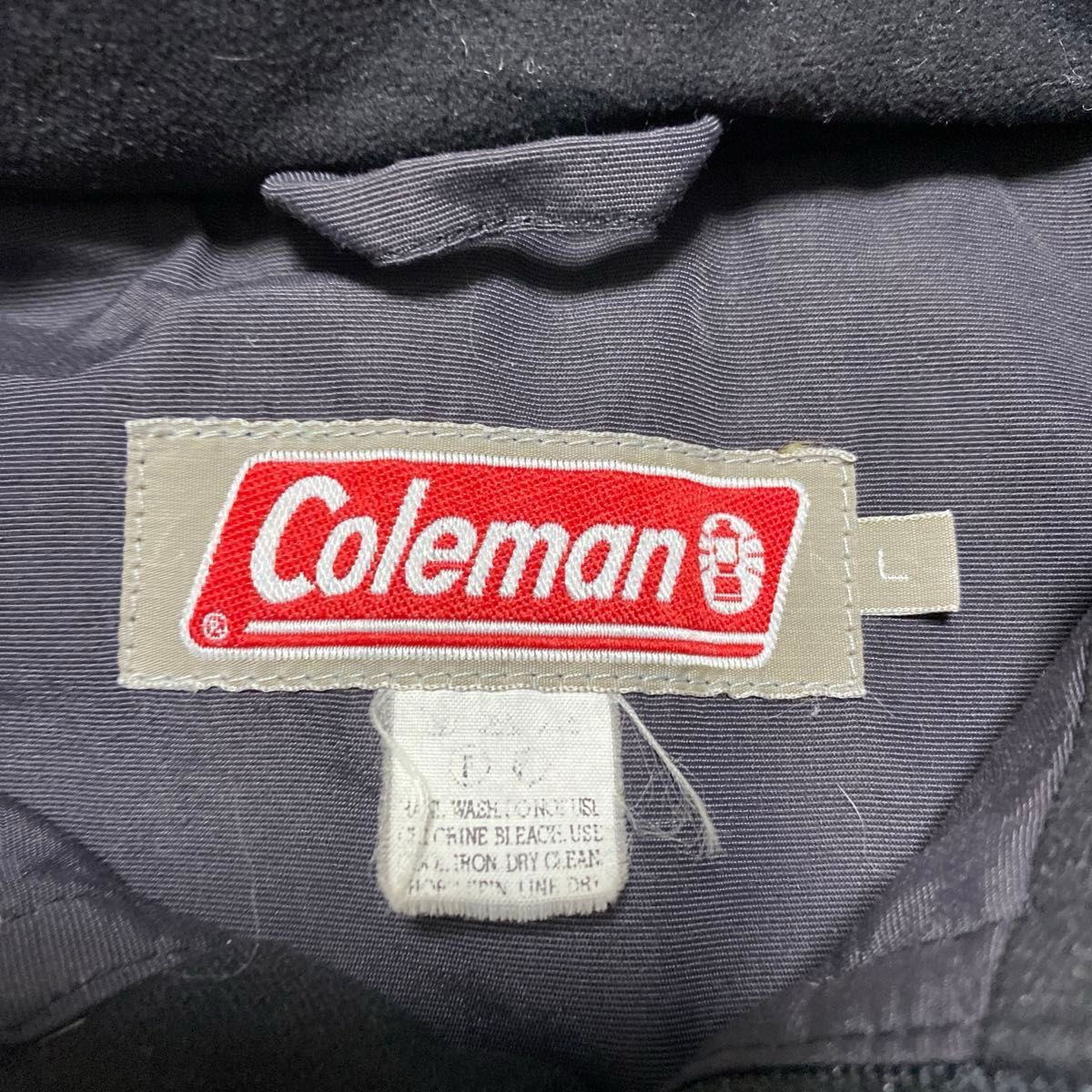 【今週のSALE】Coleman コールマン ナイロンジャケット 黒 Lサイズ アウトドア フード収納