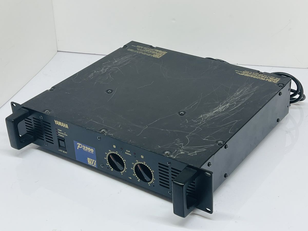 YAMAHA P3200 power amplifier ヤマハ パワーアンプ 業務用アンプ 音出し確認済み 現状品 管理番号12076_画像3