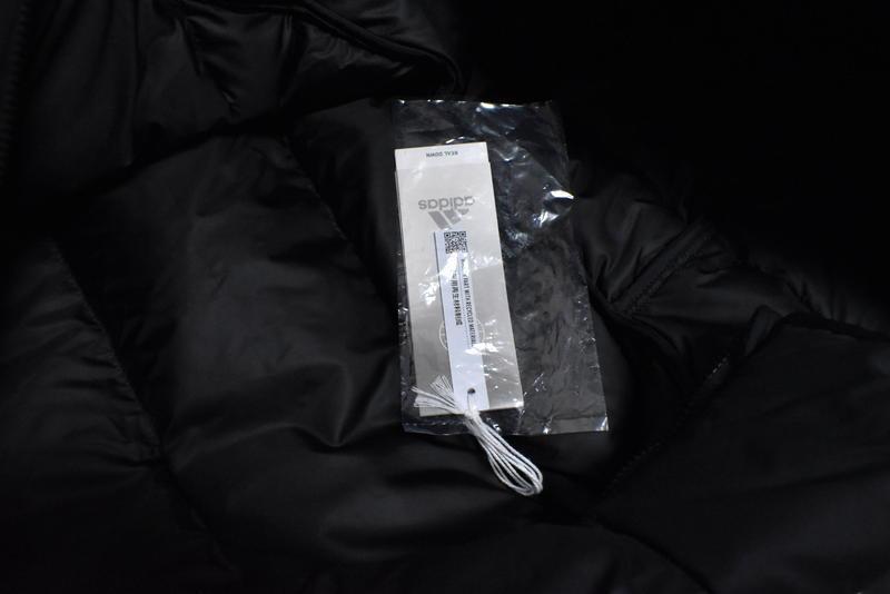 【即決】新品 adidas エッセンシャルズ フード付きダウンジャケット 2XO GT9141 ★_画像4