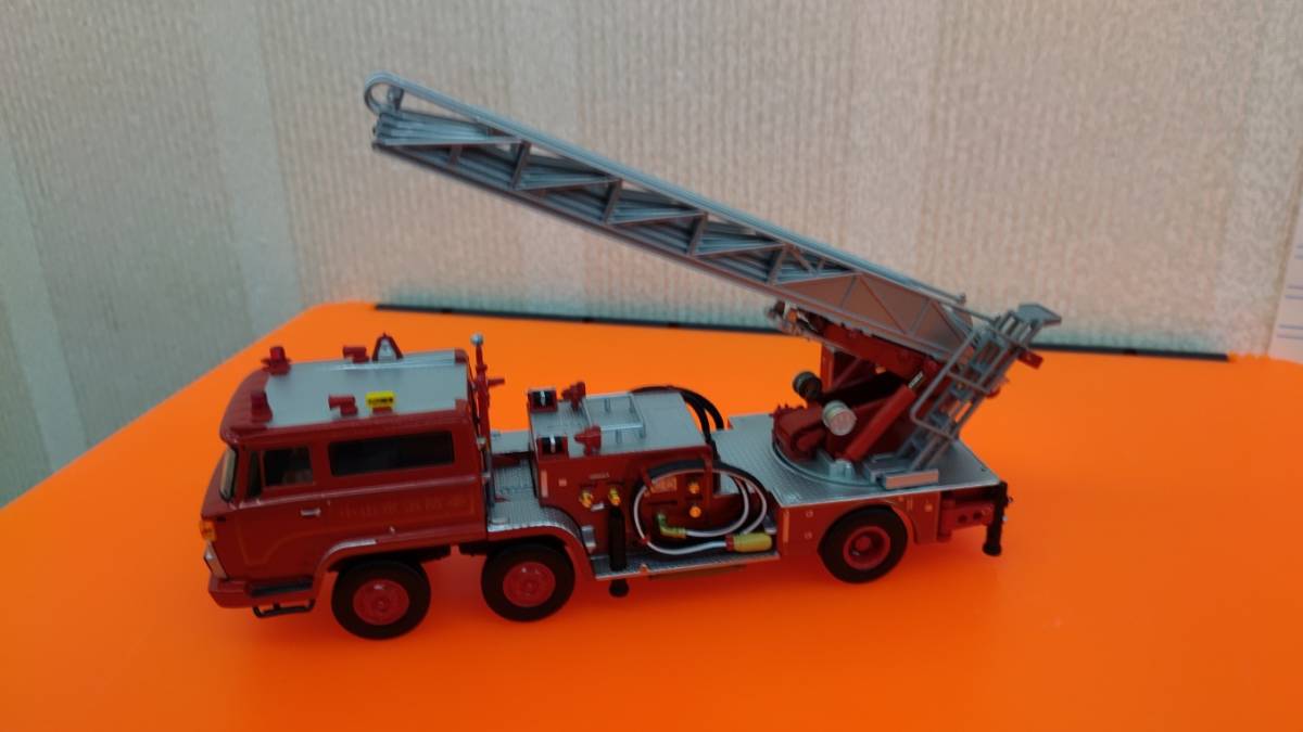TOMYTEC 1/64 LV-N24b 日野 TC343型 はしご付消防車 80年式 小山市消防署(レッド) 「トミカリミテッドヴィンテージNEO」送料無料_画像8