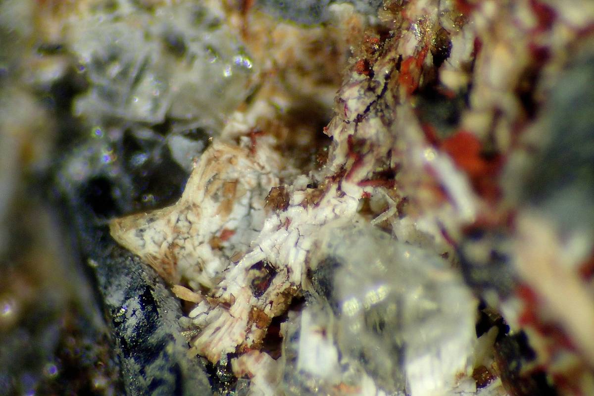 【外国産鉱物標本】ドイツ産・レイリー石・エメリッヒ石_画像2