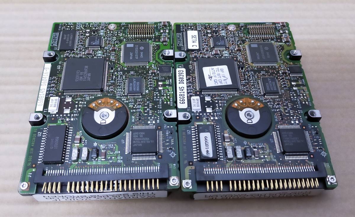 Apple純正 2.5 SCSI 17mm HDD 320MB ハードディスク 2個 DHAS-2405 POWER BOOK 540C 使用品 _画像2