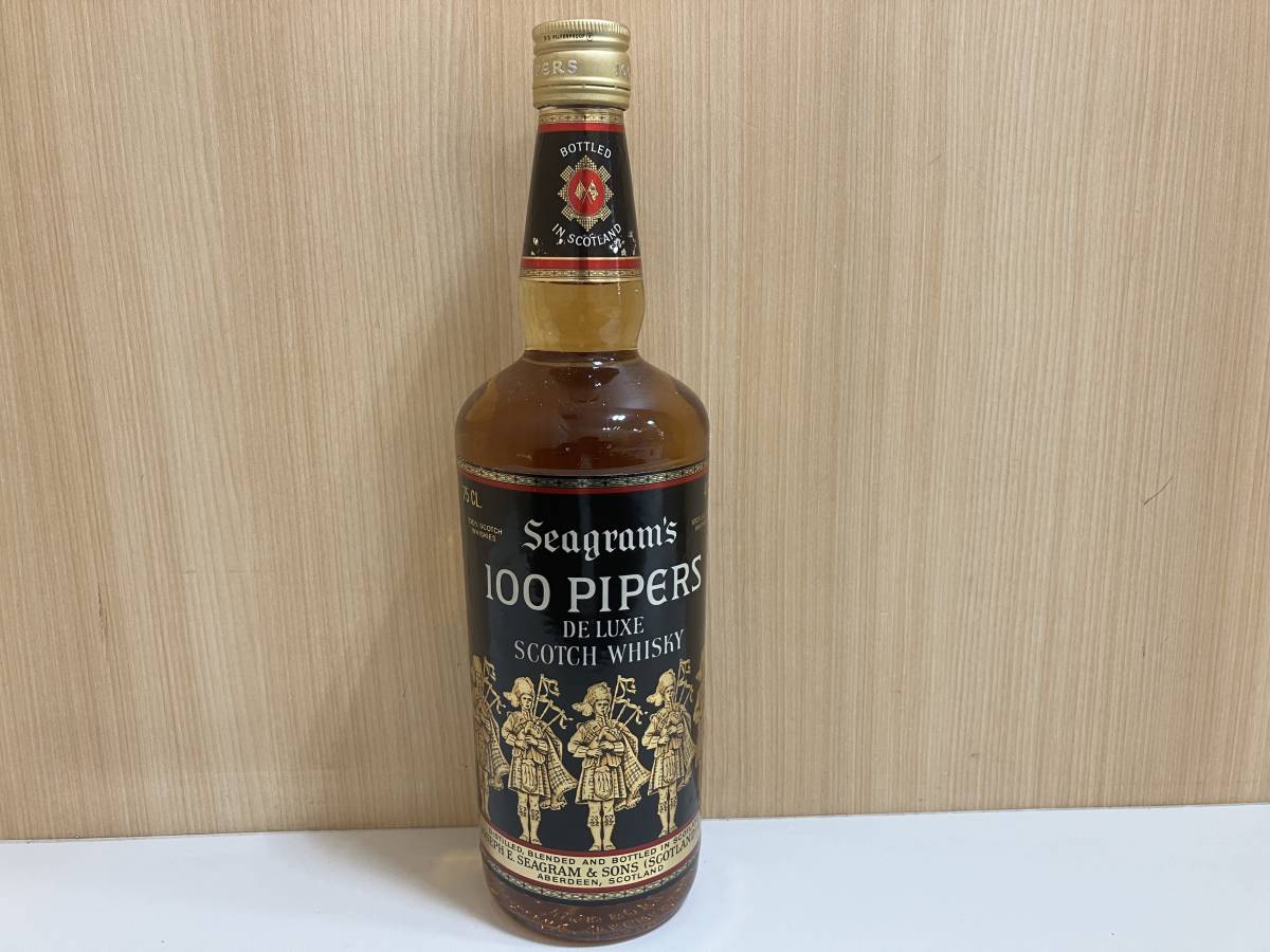 ☆　未開栓　　Seagram's 100 Pipers De luxe シーグラム 100 パイパーズ デラックス スコッチウイスキー　750ml　43%　古酒　管BRAR_画像1