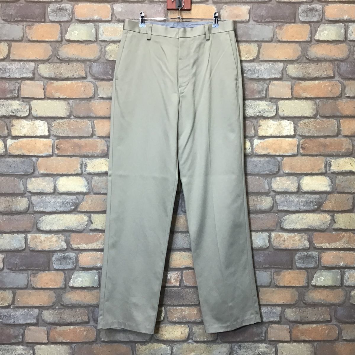 BP2-404★W84センチ位★アメリカ買付商品★【DOCKERS ドッカーズ】ノータック スラックス【W32×L34 メンズ M】ベージュ USA古着 ゴルフ_画像3